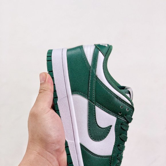 Nike Dunk Low Sneakers - Picture 7 of 9